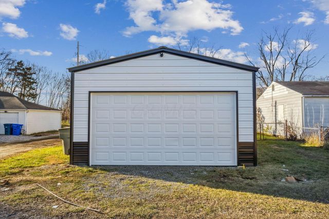 3234 E Avenue, Columbus, OH 43207