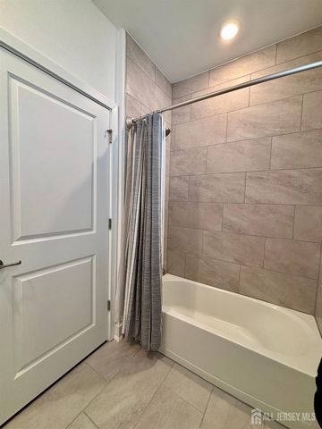 57 Starlight Drive, Monroe, NJ 08831
