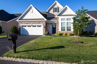 57 Starlight Drive, Monroe, NJ 08831
