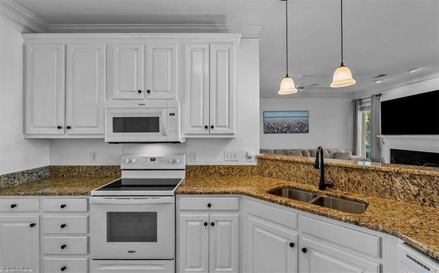 3651 Canopy Oak Court, High Point, NC 27265