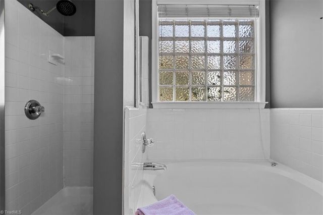 3651 Canopy Oak Court, High Point, NC 27265