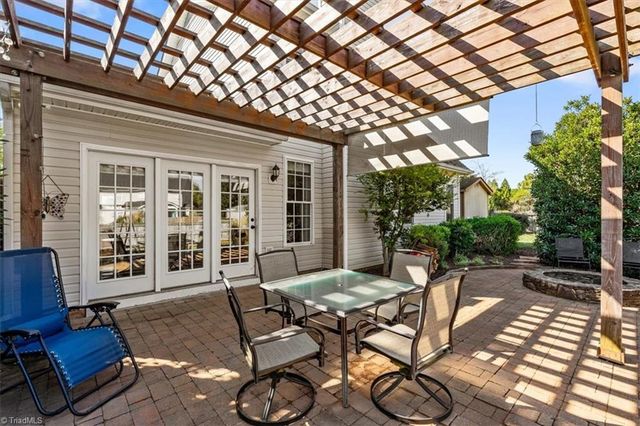 3651 Canopy Oak Court, High Point, NC 27265