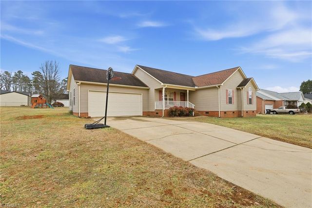 1160 Fox Chase Court, Salisbury, NC 28146