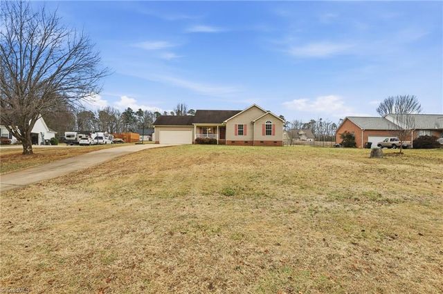 1160 Fox Chase Court, Salisbury, NC 28146