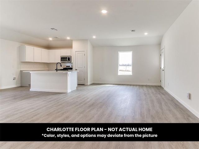 9113 Sweetwater Boulevard, Oklahoma City, OK 73160