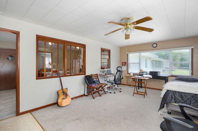 2723 N Missouri Avenue, Springfield, MO 65803