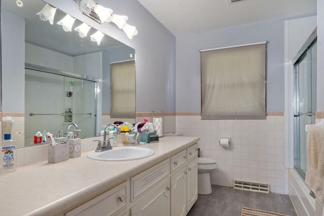 2723 N Missouri Avenue, Springfield, MO 65803