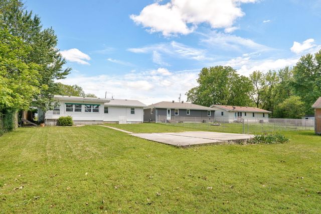 2723 N Missouri Avenue, Springfield, MO 65803