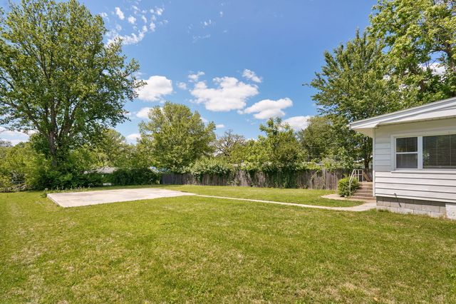 2723 N Missouri Avenue, Springfield, MO 65803