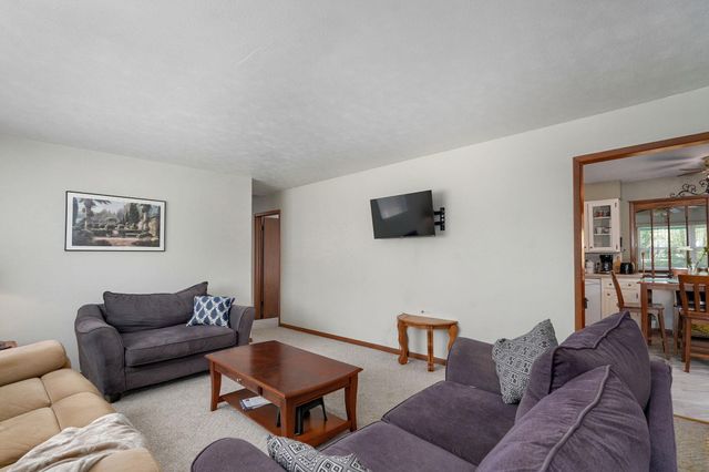 2723 N Missouri Avenue, Springfield, MO 65803