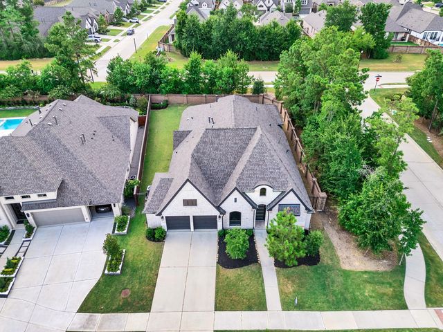 9011 Charmwood Lane, Magnolia, TX 77354