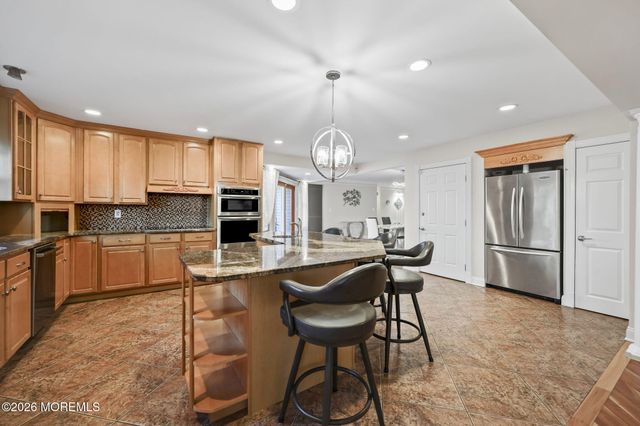 24 John Street, Morganville, NJ 07751