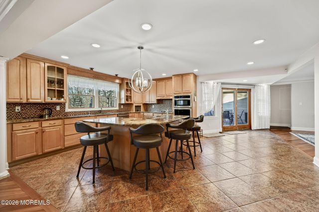 24 John Street, Morganville, NJ 07751