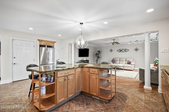 24 John Street, Morganville, NJ 07751