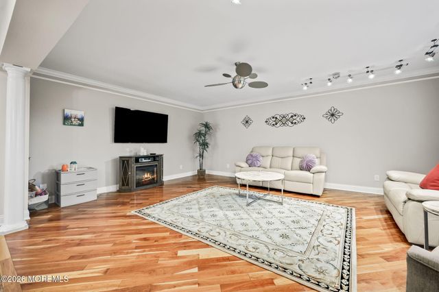 24 John Street, Morganville, NJ 07751