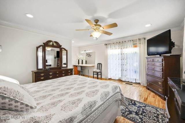 24 John Street, Morganville, NJ 07751