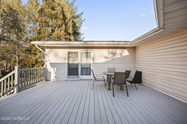 24 John Street, Morganville, NJ 07751