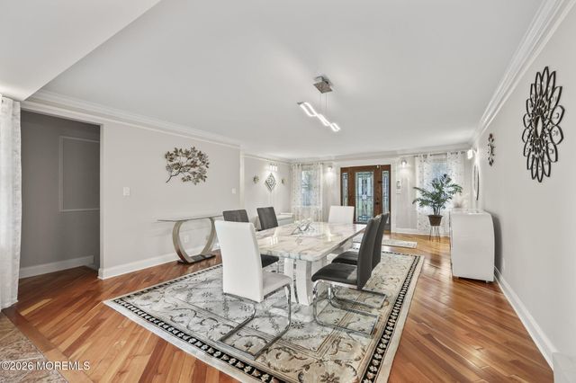 24 John Street, Morganville, NJ 07751