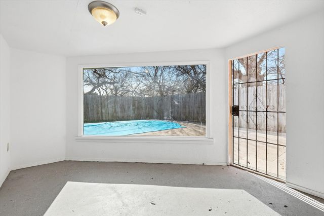 1809 Toplea Drive, Euless, TX 76040