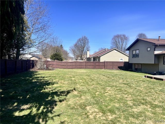 13 Hickory Park Road, Cortland, NY 13045