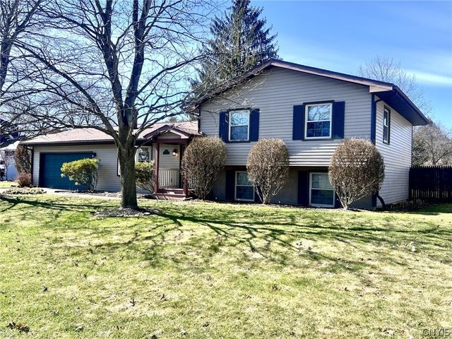 13 Hickory Park Road, Cortland, NY 13045