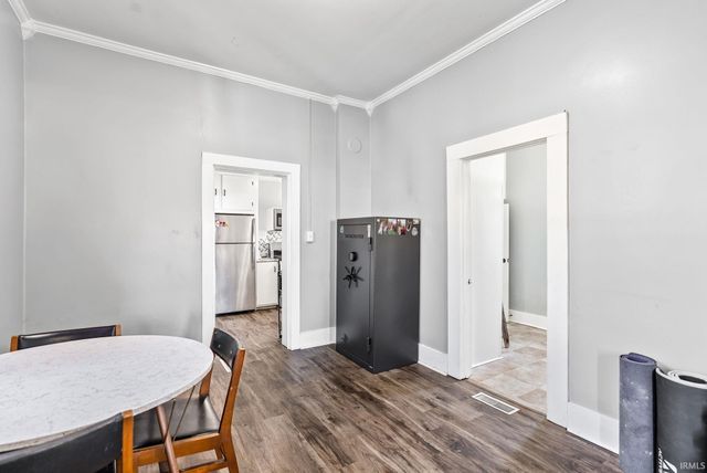 735 W Market Street, Warsaw, IN 46580