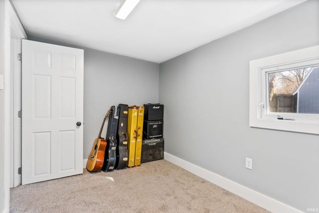 735 W Market Street, Warsaw, IN 46580