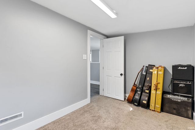 735 W Market Street, Warsaw, IN 46580