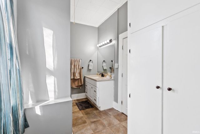 735 W Market Street, Warsaw, IN 46580