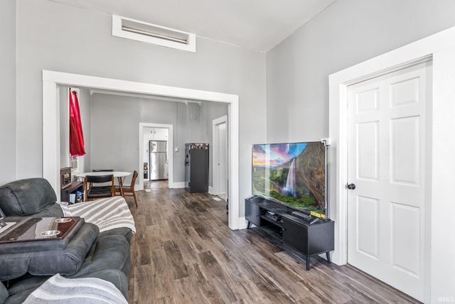 735 W Market Street, Warsaw, IN 46580