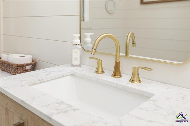 34 pine level Drive, Hawkinsville, GA 31036