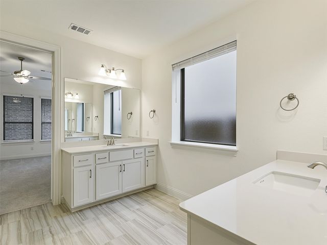 8305 Pine Island Way, Mckinney, TX 75071