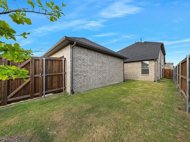 8305 Pine Island Way, Mckinney, TX 75071