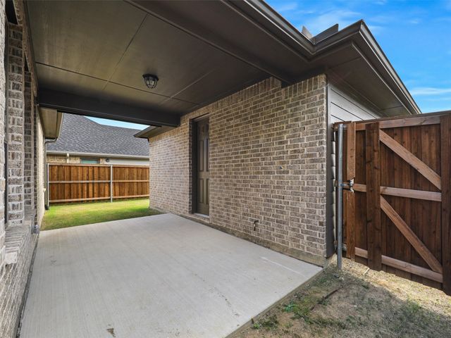 8305 Pine Island Way, Mckinney, TX 75071
