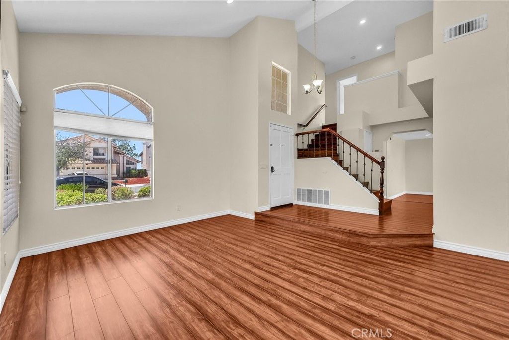 661 La Cumbre, Corona, CA 92879 — photo 4