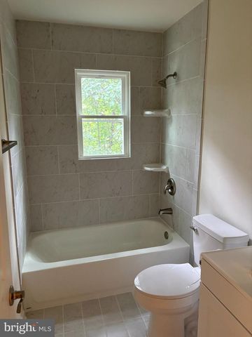 309 OLDE GREENWICH DR., Fredericksburg, VA 22408