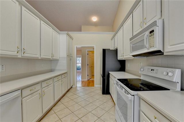 1406 Mandalay Court SW, Lilburn, GA 30047
