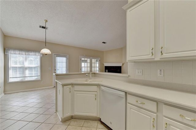 1406 Mandalay Court SW, Lilburn, GA 30047