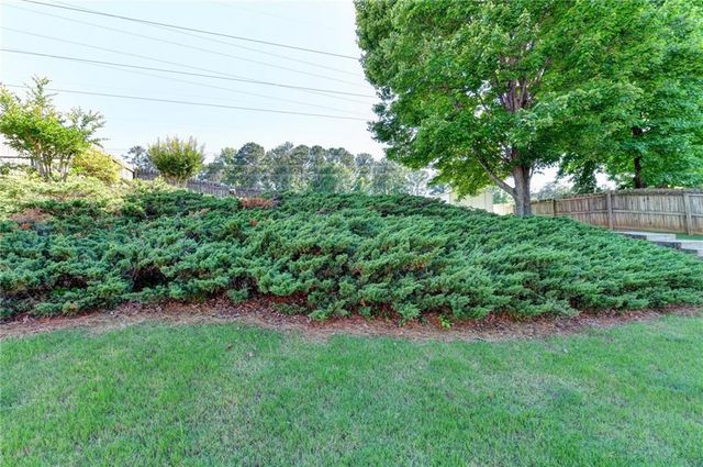1406 Mandalay Court SW, Lilburn, GA 30047