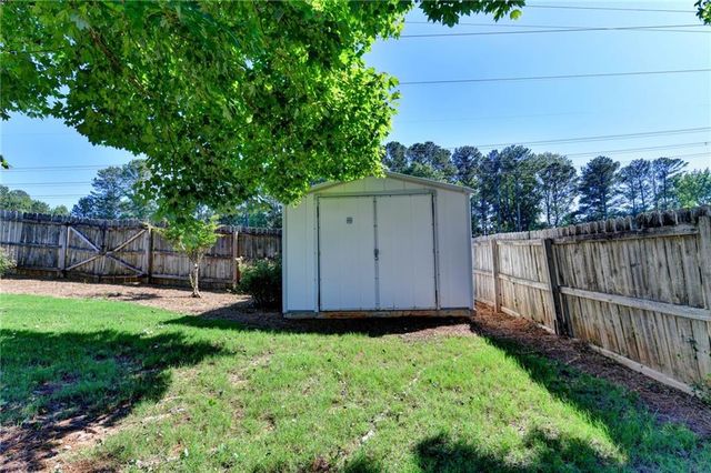 1406 Mandalay Court SW, Lilburn, GA 30047