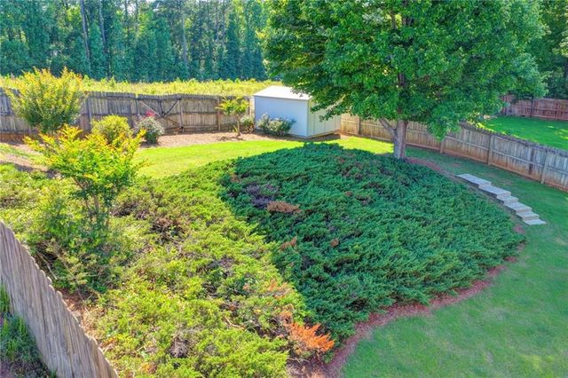 1406 Mandalay Court SW, Lilburn, GA 30047
