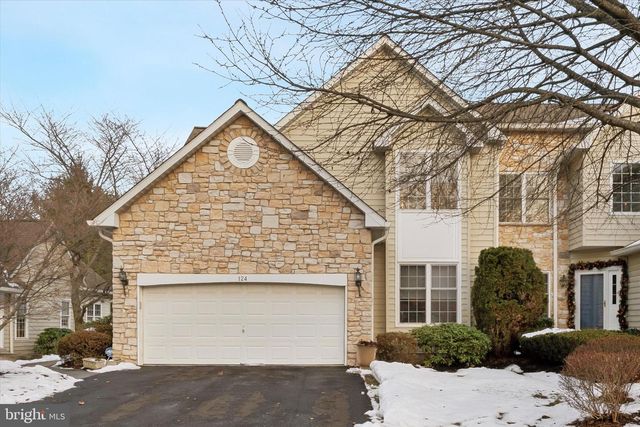124 BIRKDALE DR, Blue Bell, PA 19422