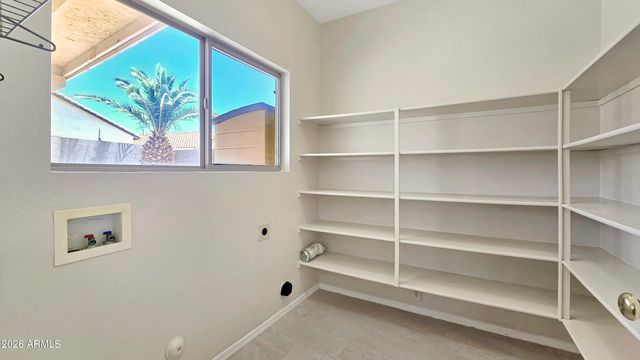 10554 W Louise Drive, Peoria, AZ 85383