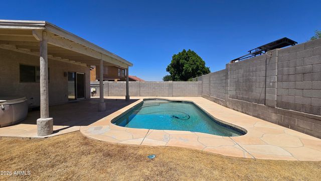 10554 W Louise Drive, Peoria, AZ 85383