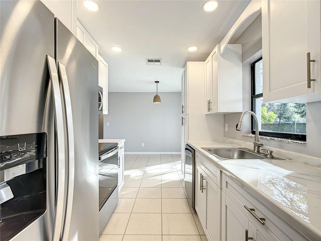 11520 SE 129TH PLACE, Ocklawaha, FL 32179