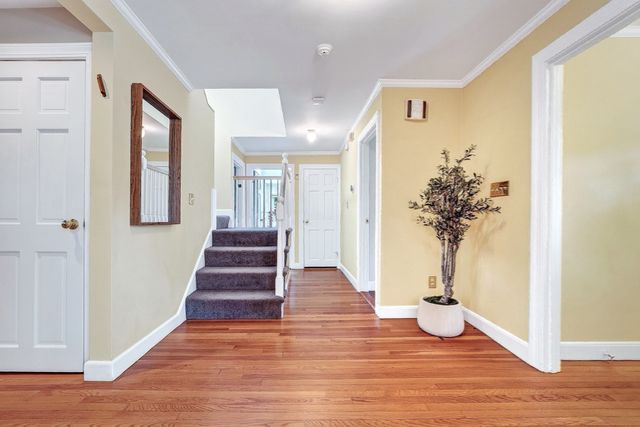 22 Nardell Rd, Newton, MA 02459