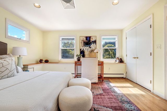 22 Nardell Rd, Newton, MA 02459