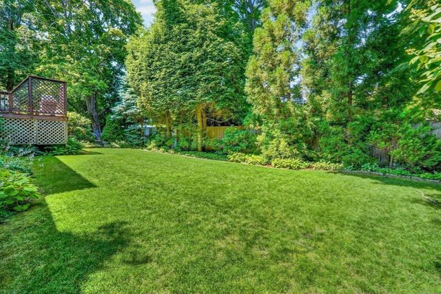 22 Nardell Rd, Newton, MA 02459