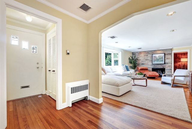 22 Nardell Rd, Newton, MA 02459