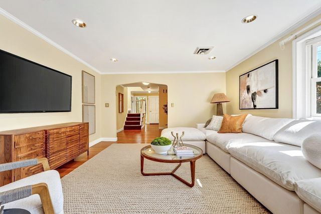 22 Nardell Rd, Newton, MA 02459
